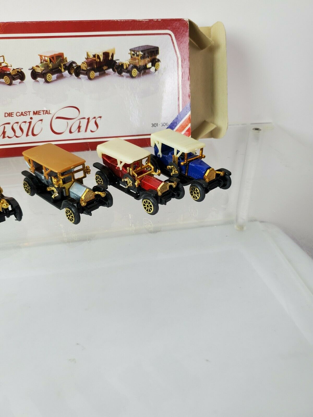 Die Cast Metal Vintage Classic Cars Set of 6 in Box Collectible Holiday Decor