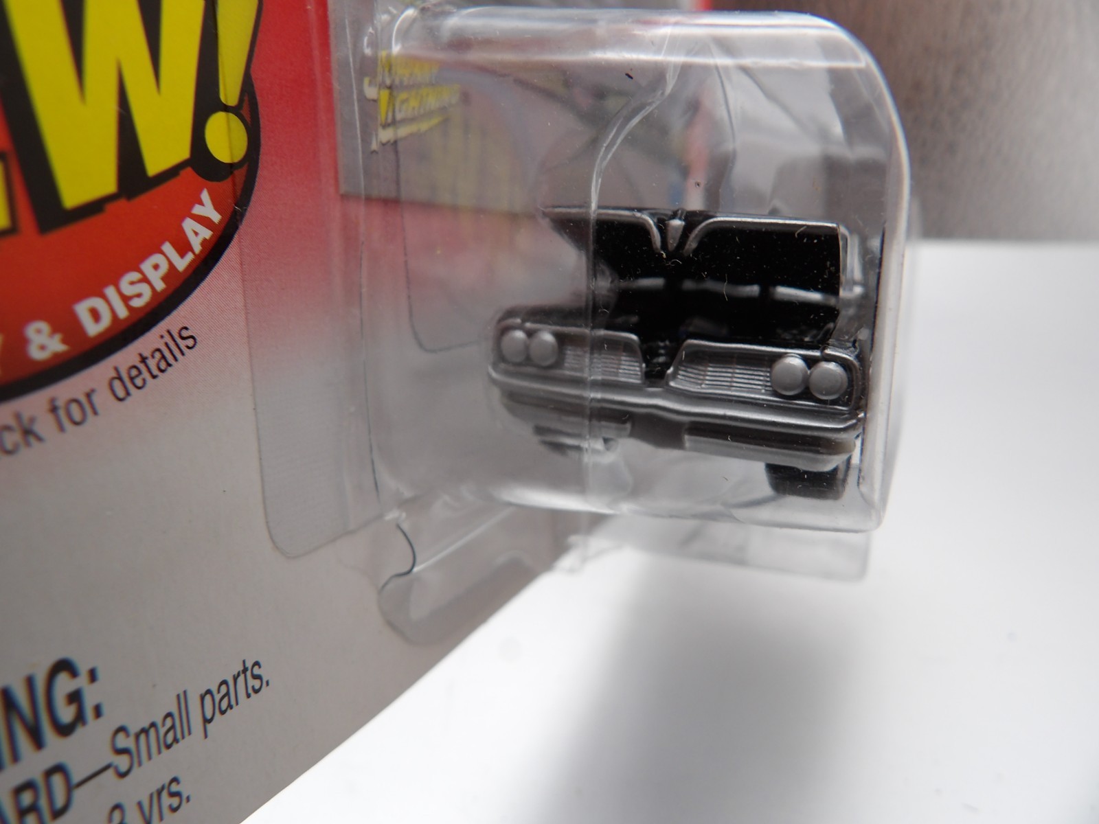1961 PONTIAC CATALINA 2003 JOHNNY LIGHTNING MUSCLE CARS U.S.A. 1:64