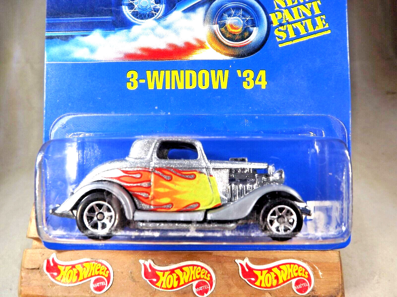1991 Hot Wheels Blue Card #257 3-WINDOW ’34 Silver w/Chrome 7 Spoke Wheels Varia