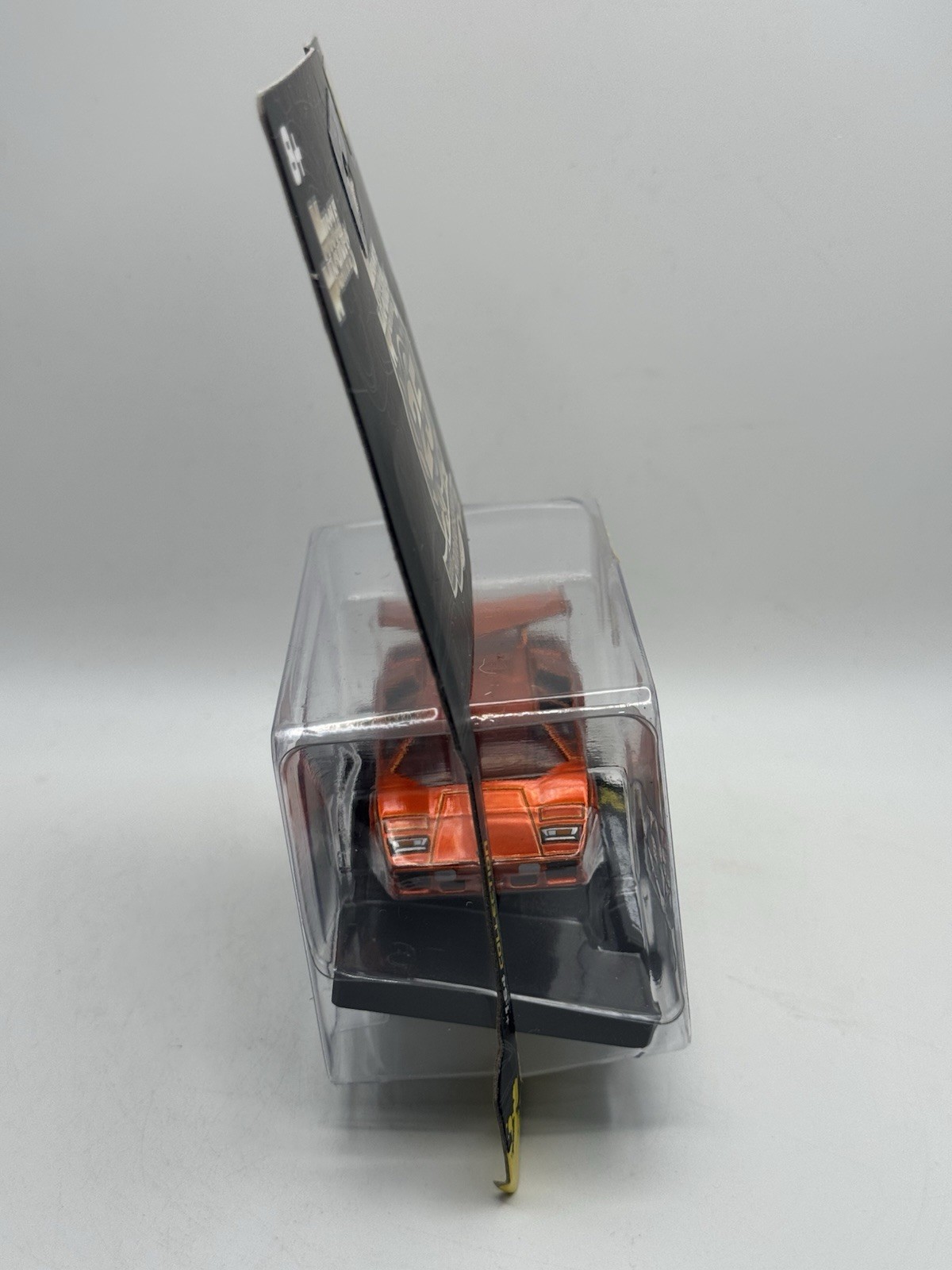 Muscle Machines 25th Anniversary Lamborghini Countach – 1:64 Diecast Car