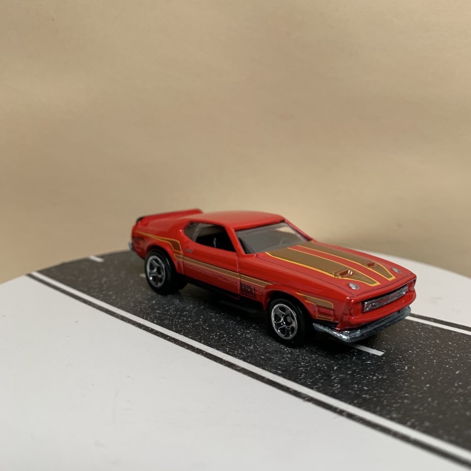 2014 Hot Wheels 50 Years Series #3/8 1971 Ford Mustang Mach 1 Red w/5sp NM