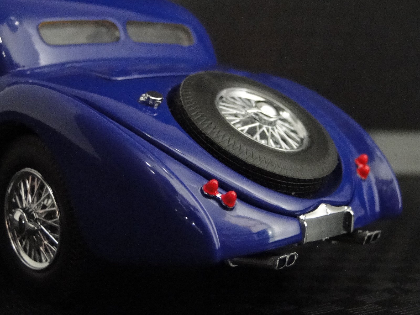 Bugatti Custom Built Concept Model 1 Hot Rod 12 Race Car 24 18