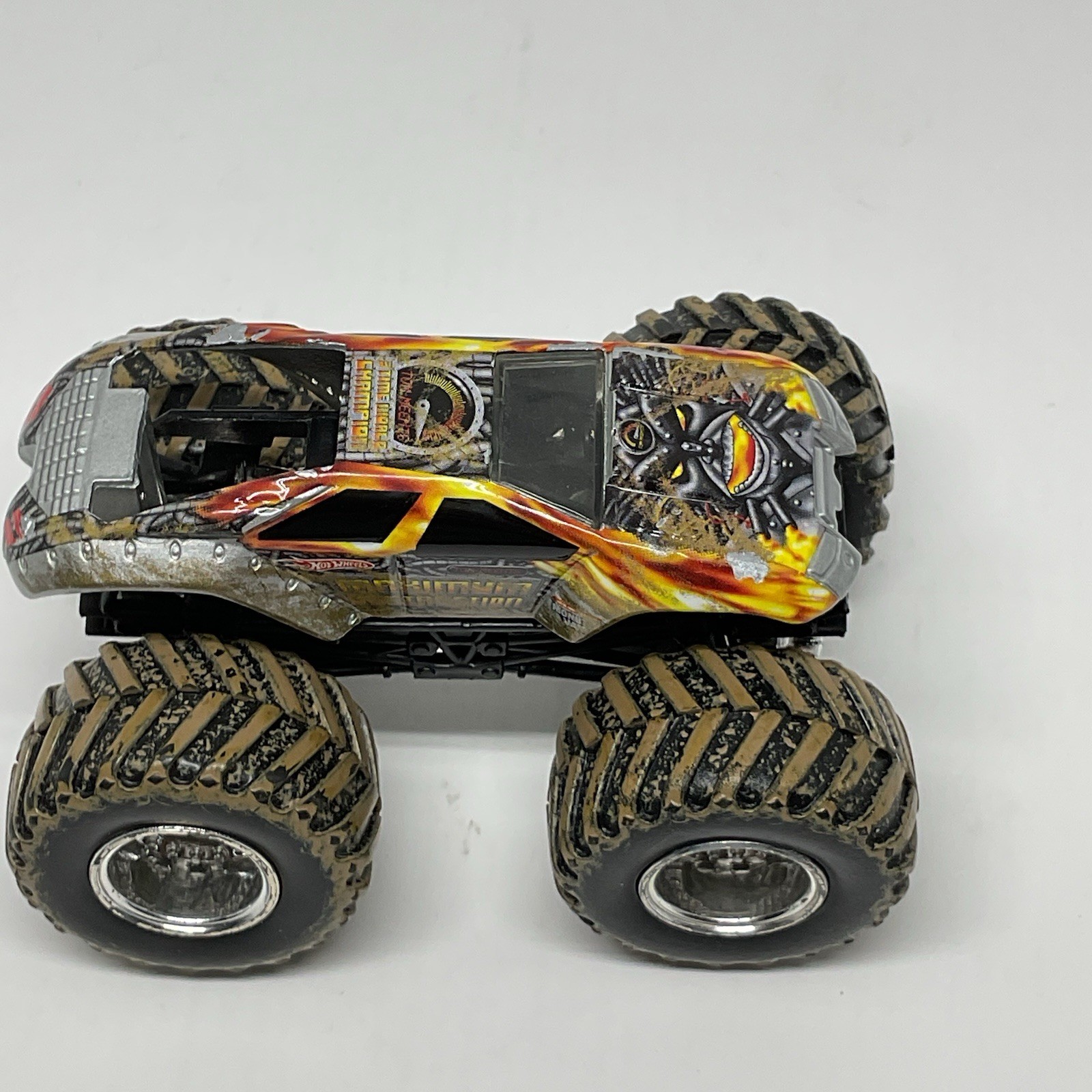 Hot Wheels Monster Jam Trucks Lot Of 8, (3) Die Cast And (5) Plastic