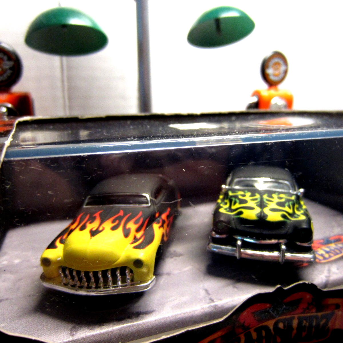 HOTWHEELS..2000..HOT ROD SERIES “2” CAR “MERC” SET..LEAD SLEDZ