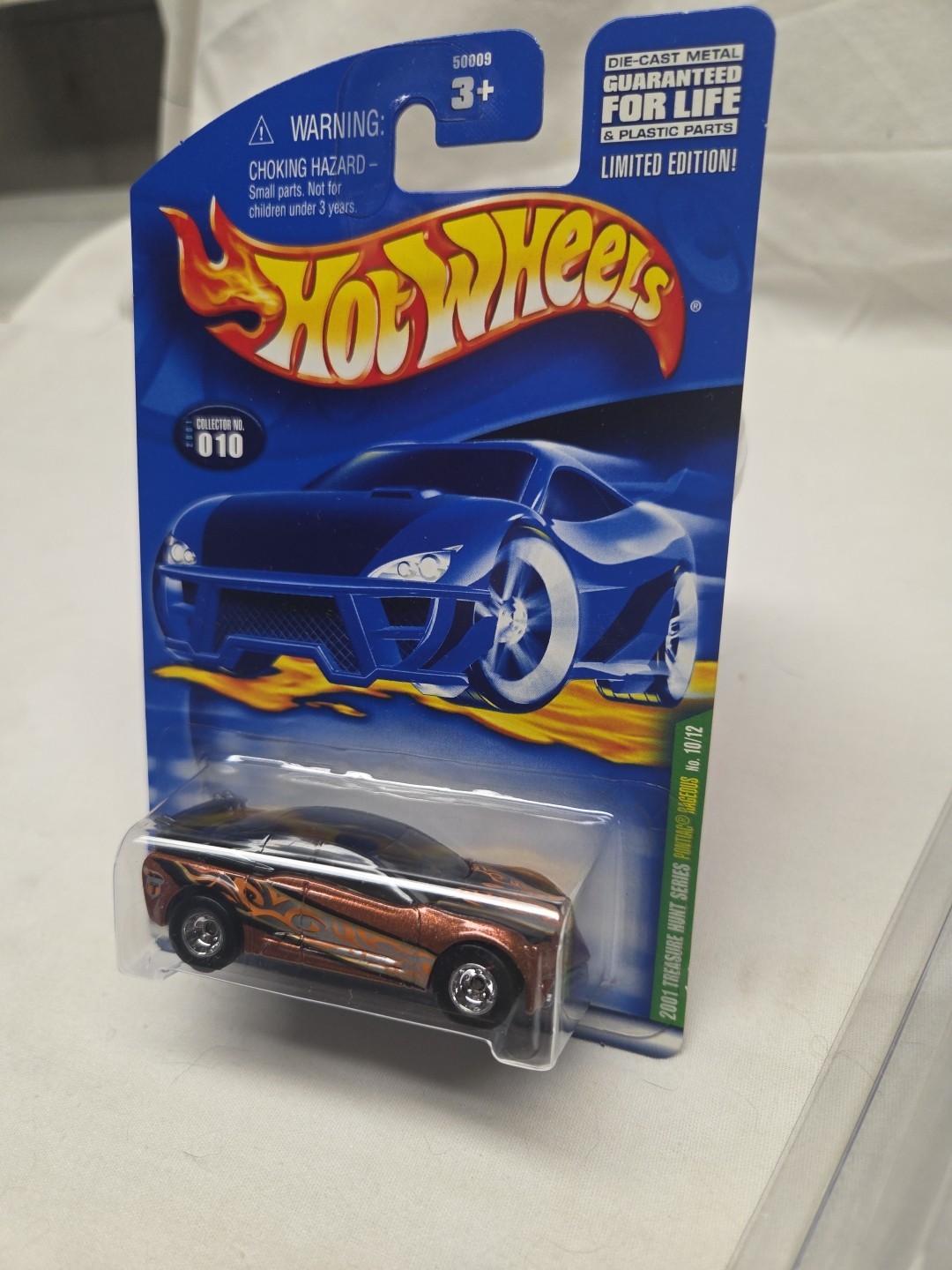 Hot Wheels 2001 Pontiac Rageous Treasure Hunt #010 With Protech Car Case
