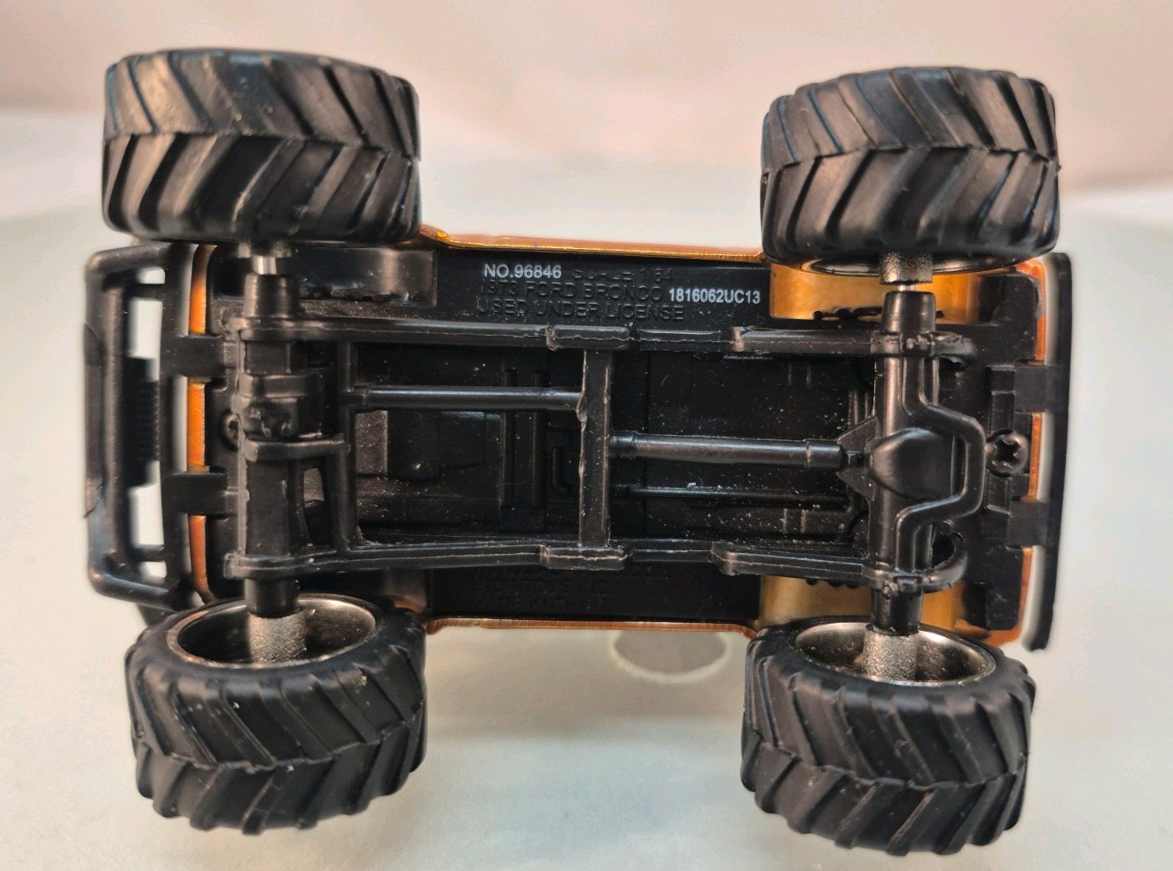 Jada Just Trucks 1973 Ford Bronco, Copper #030 – 1:64 Scale