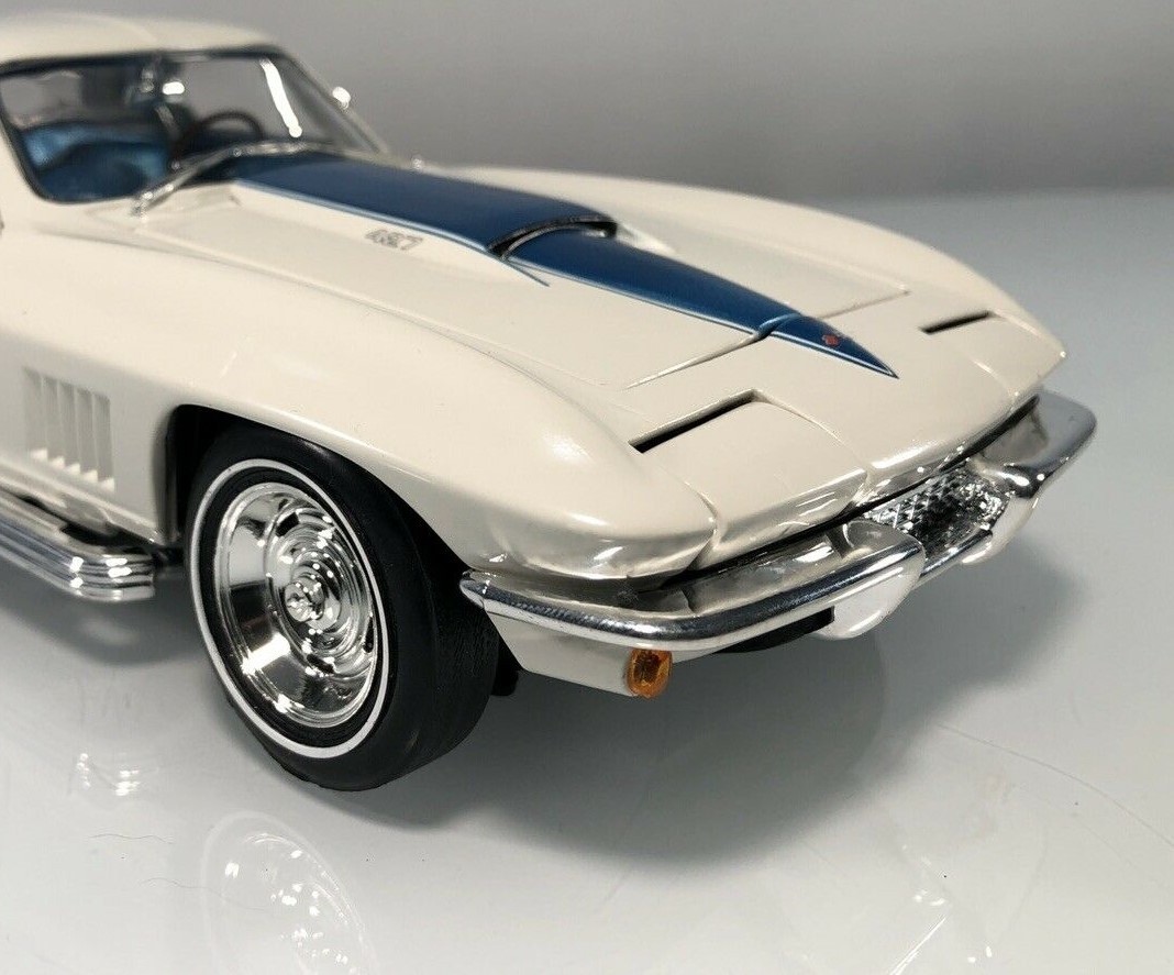 Corvette 1Chevrolet55Chevy57StingRay12Car1963Classic24Custom1967Built18Model1957