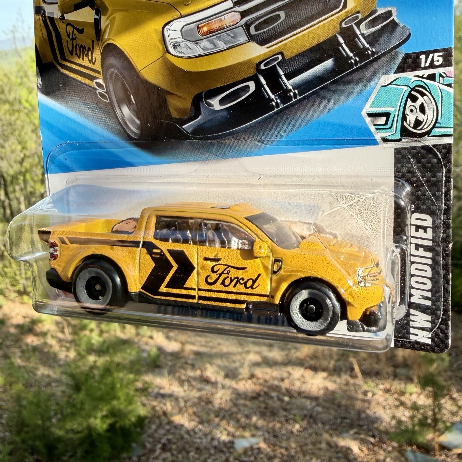 2025 Hot Wheels 2022 Yellow Ford Maverick Custom Roush Saleen Race Truck Ranger