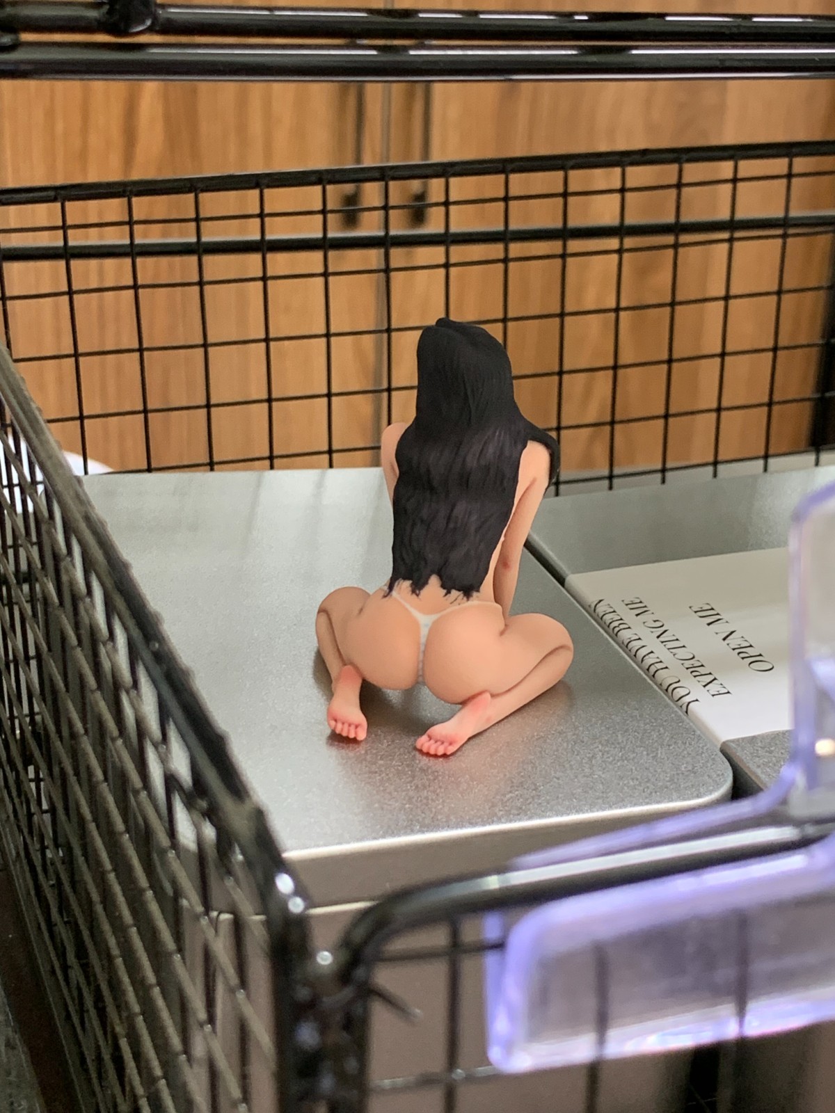 1/18 Diorama Sexy Kneeling Beauty Girl Scene Miniature Figure Doll For Car Toy