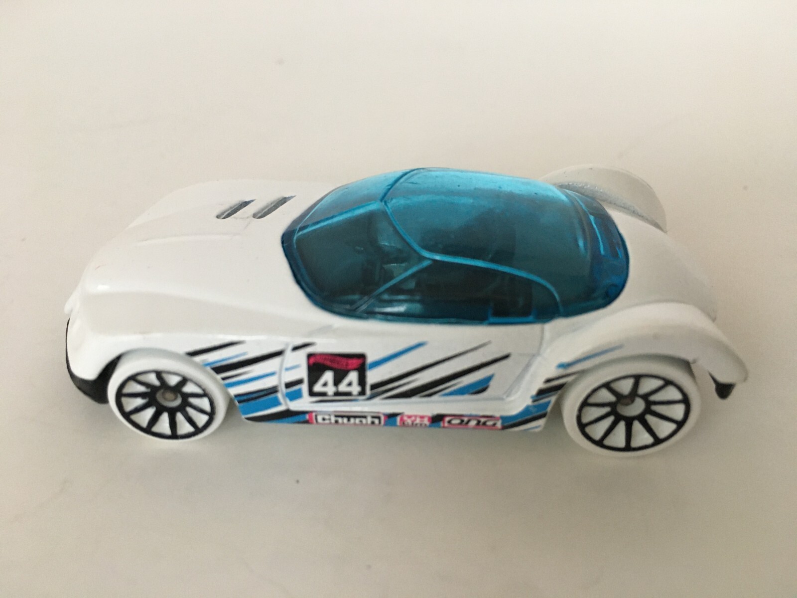 Hot Wheels Golden Arrow Toy Car White with Light Blue and Black Stripes 2016