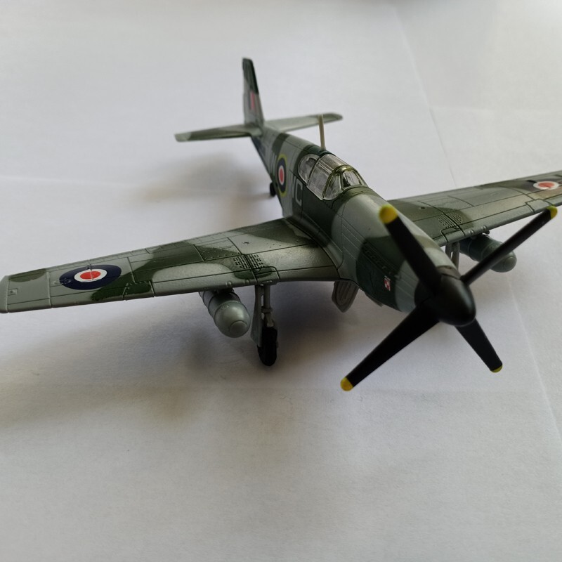 1:72 Alloy Diecast Military Model United Kingdom P-51 Mustang Fighter Aircraft