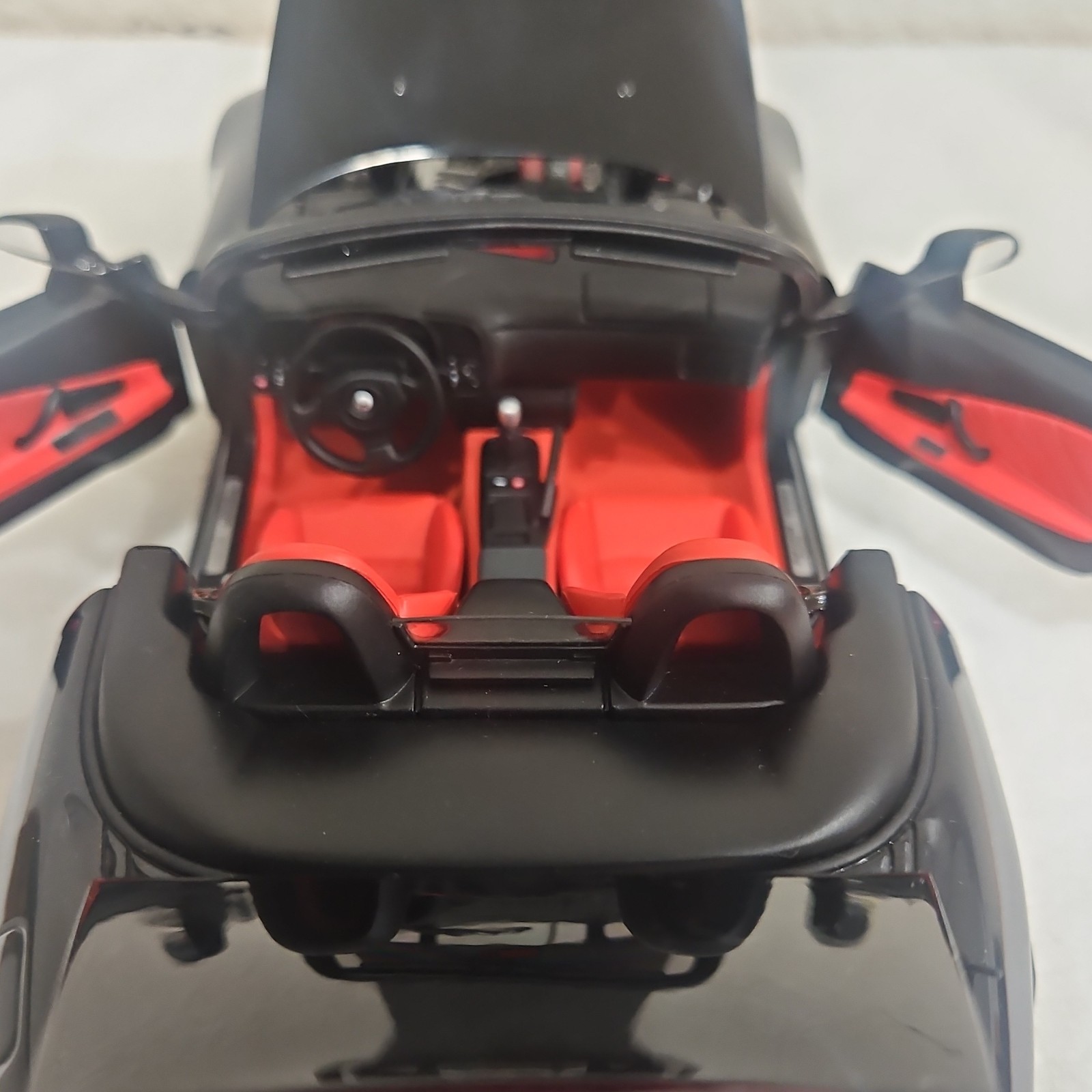 AUTOart Honda S2000 Convertible Diecast Model Car Black/Red Opening Hood & Doors