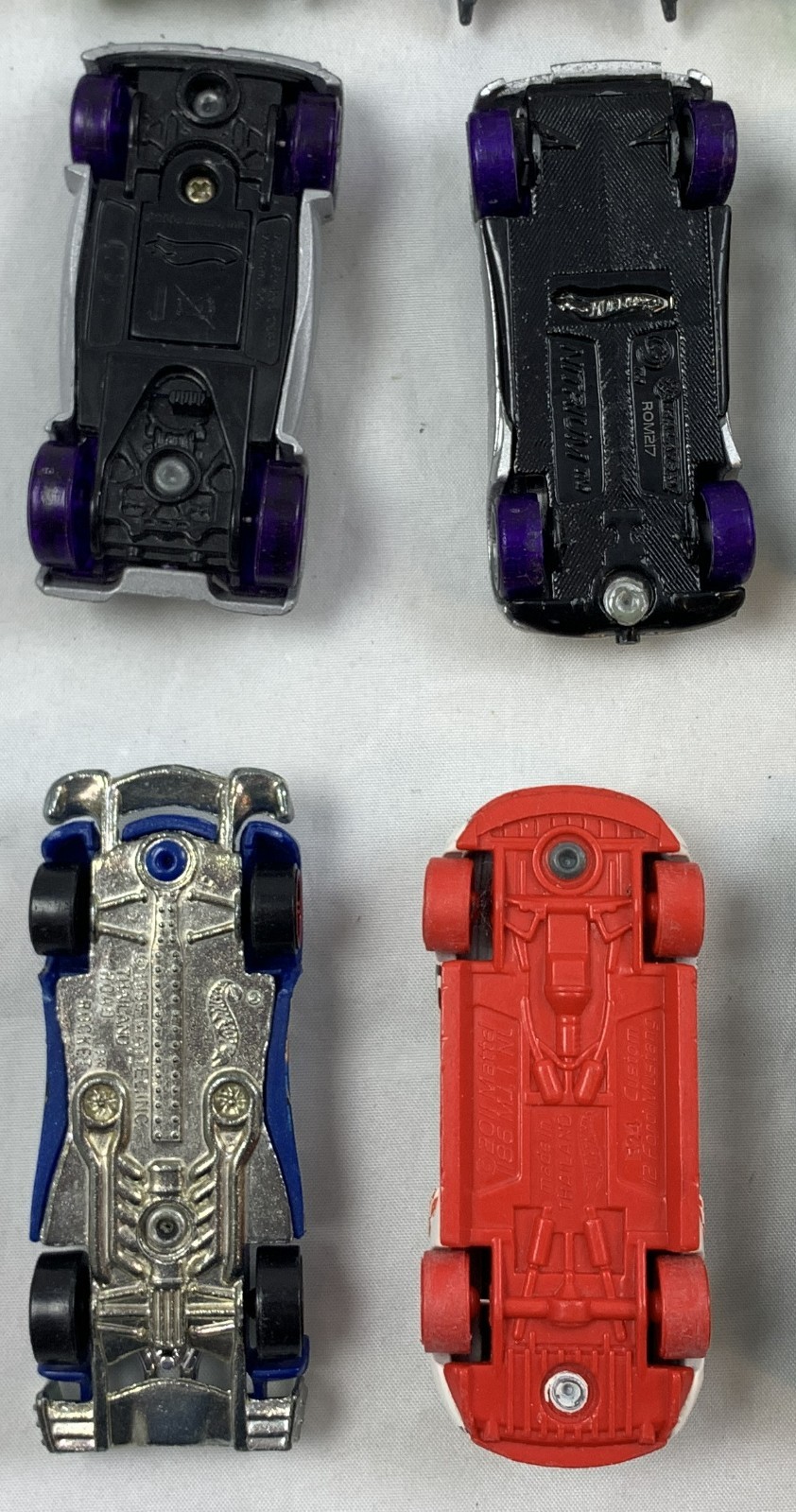 Mattel Hot Wheels Bundle 20 Cars Collection Batmobile AcceleRacers Piledriver