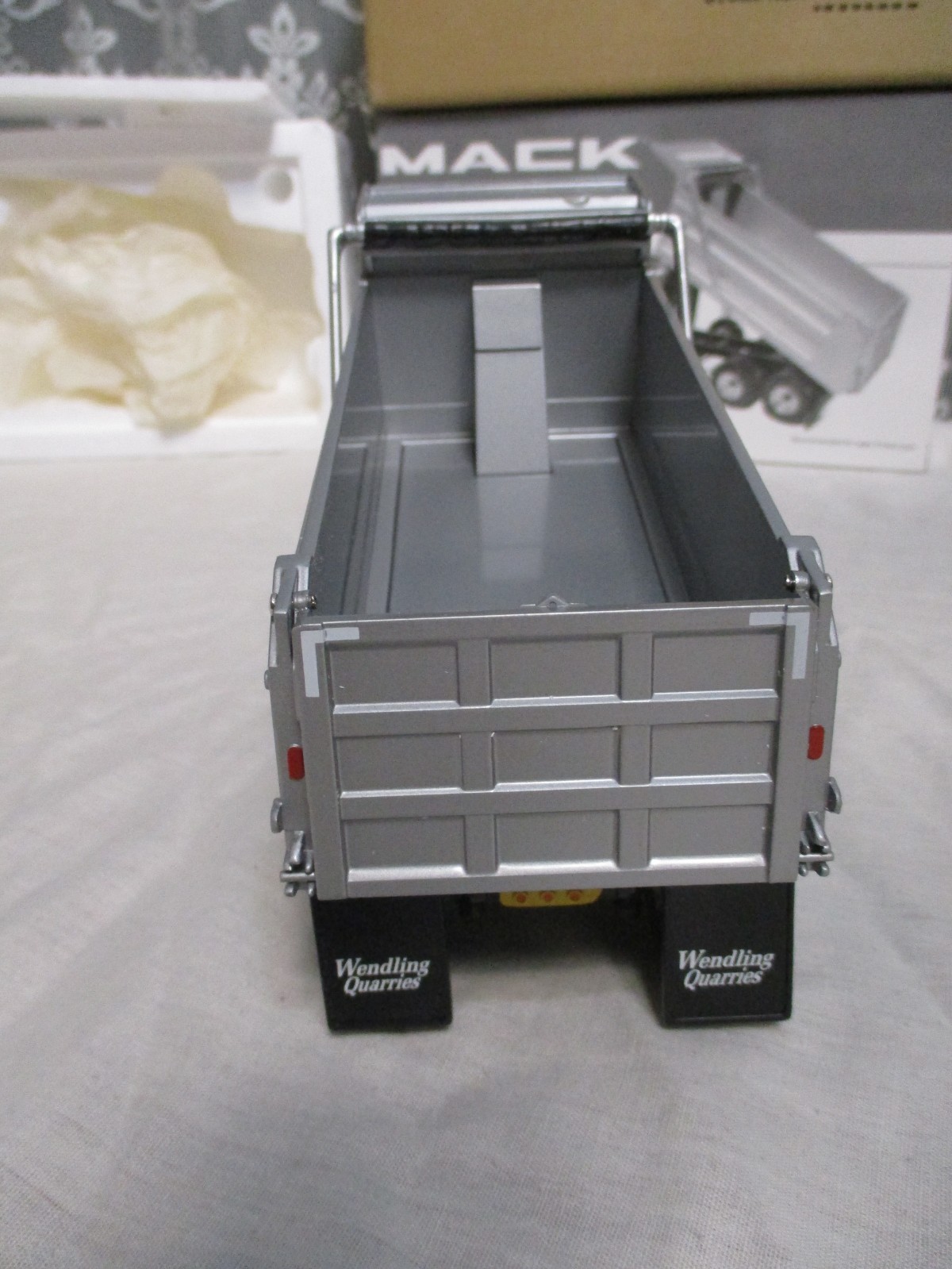 First Gear 1/34th Mack Granite Dump Truck Welding Quarries 19-3133 Sealed-new