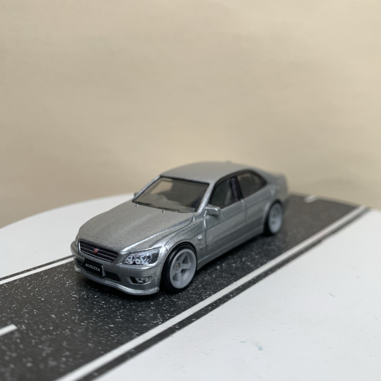 Hot Wheels Premium Modern Classics ’98 Toyota Altezza Lexus IS300 Silver 1:64 NM