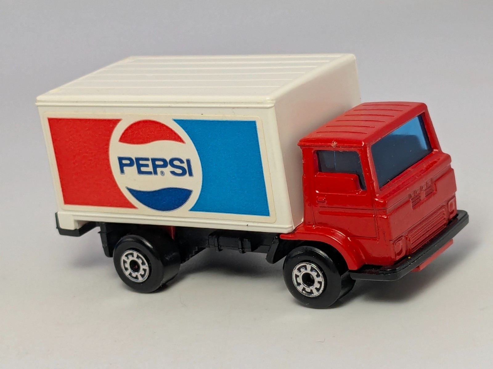 Vintage Matchbox Superfast Lesney 72 Dodge Commando Delivery Box Truck Pepsi Red