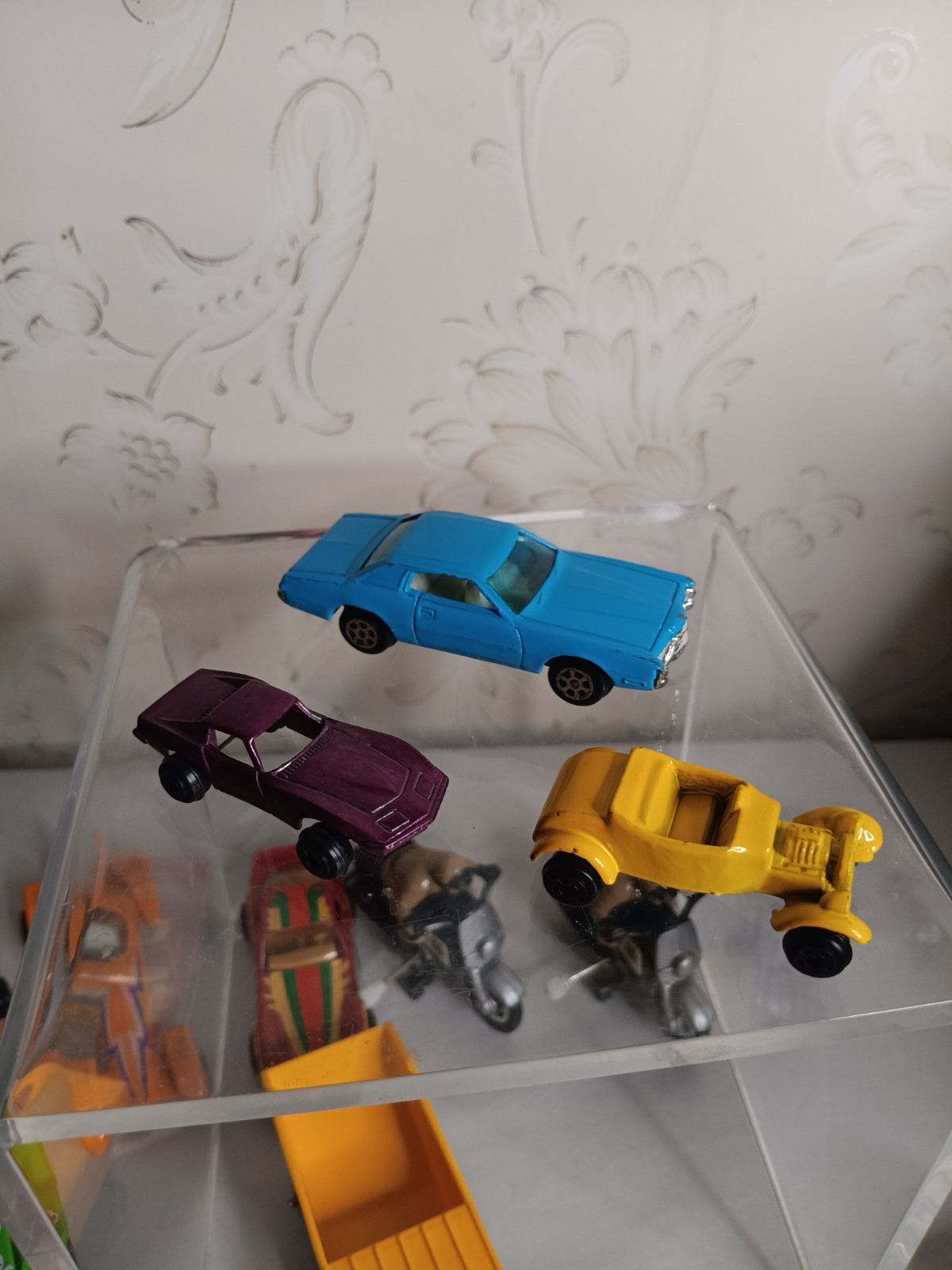 vintage 1/64 diecast cars lot Various Brands