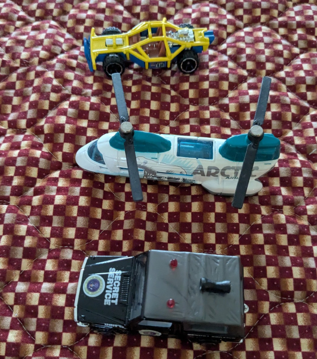 Lot of 18 Die Cast Various Model Cars, Trucks, Vans, Helicopter, Race Car +++