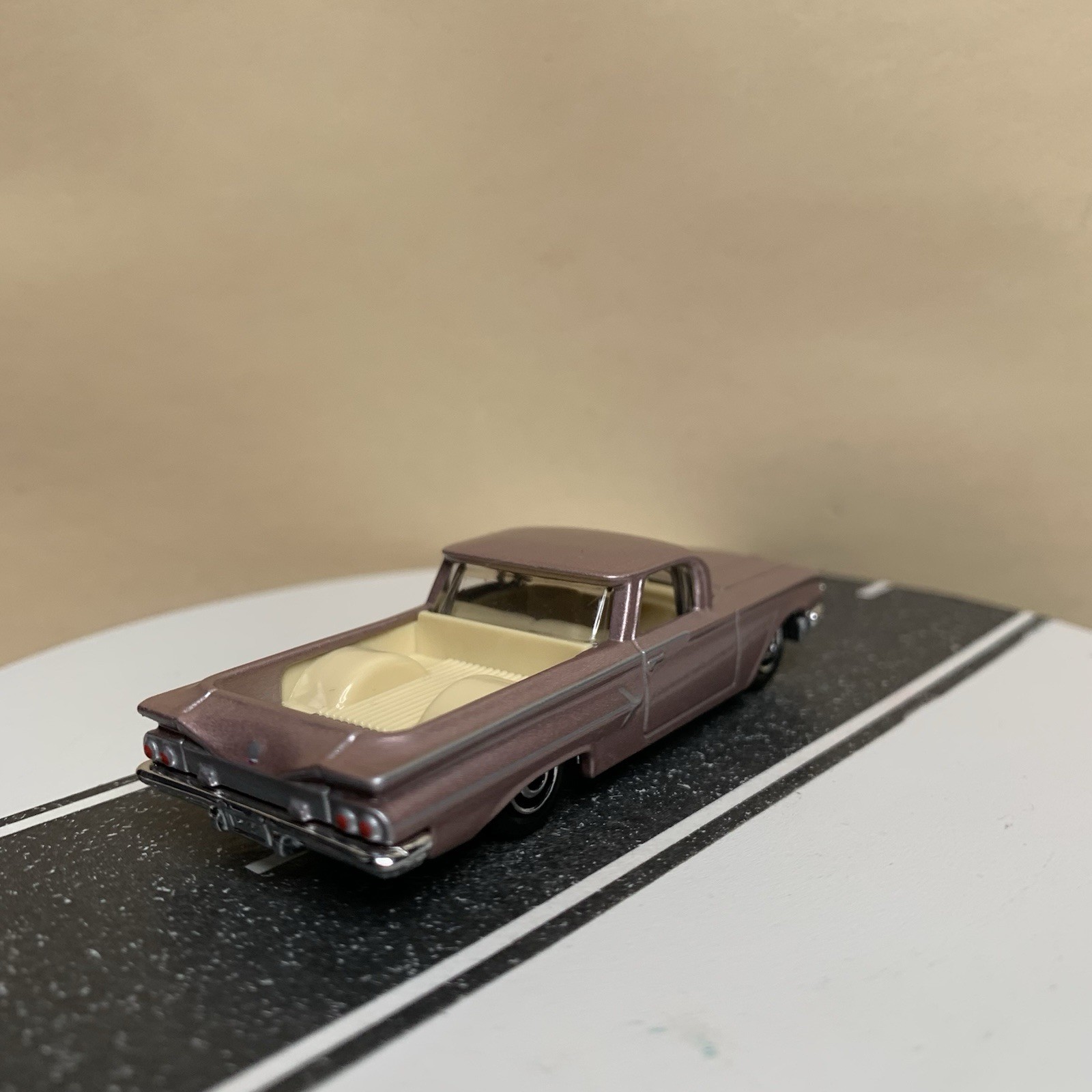 2022 Matchbox MBX Highway #33 1960 Chevy El Camino Pickup Truck Mauve Pink NM