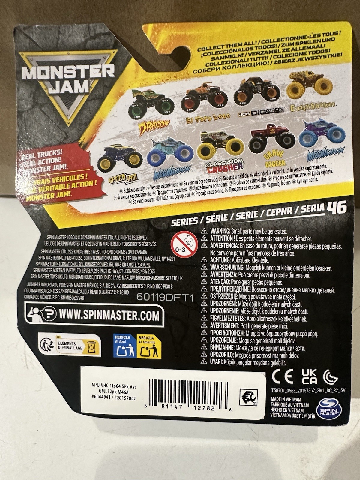 Spin Master Monster Jam Series 46 Thunderoarus Cyberflare