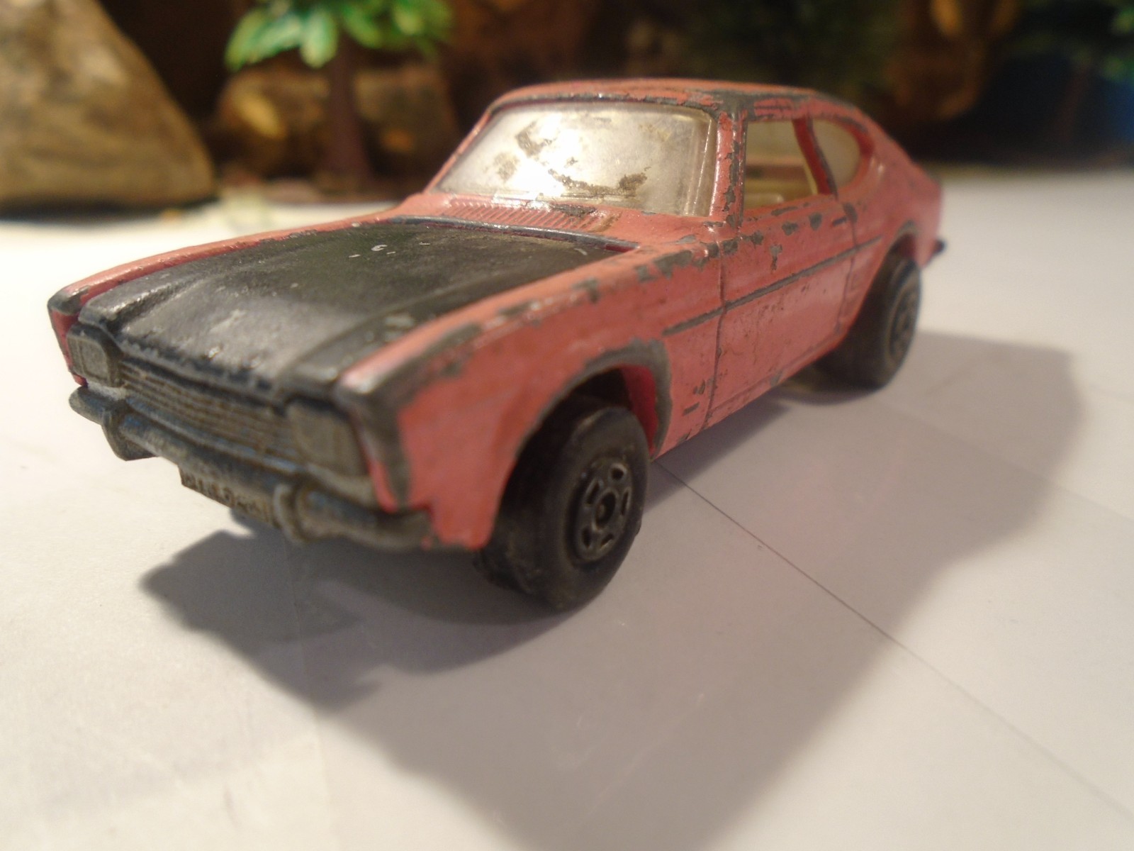 LESNEY MATCHBOX 1970 SUPERFAST ISSUE No 54 FORD CAPRI, WITH OPEN HOOD 1-172-1
