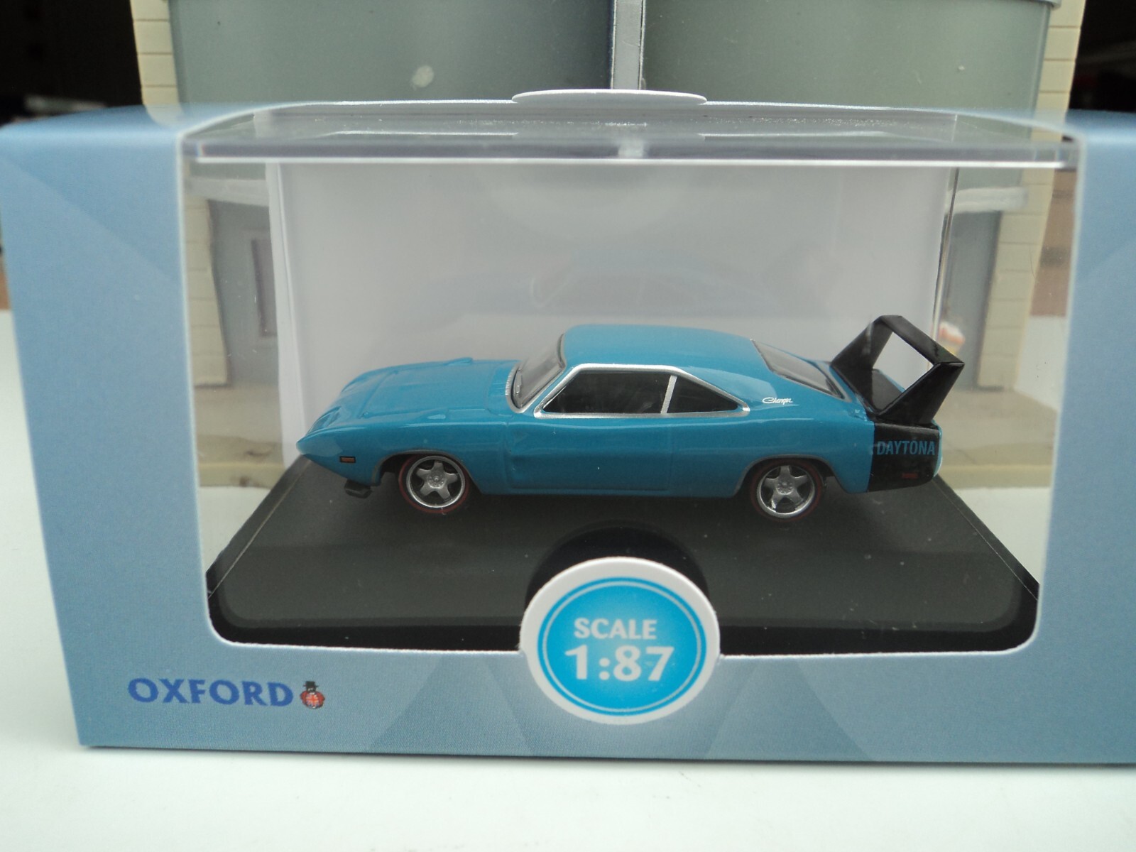 Oxford 1969 DODGE CHARGER DAYTONA Blue w/ Black Spoiler 1/87 HO diecast