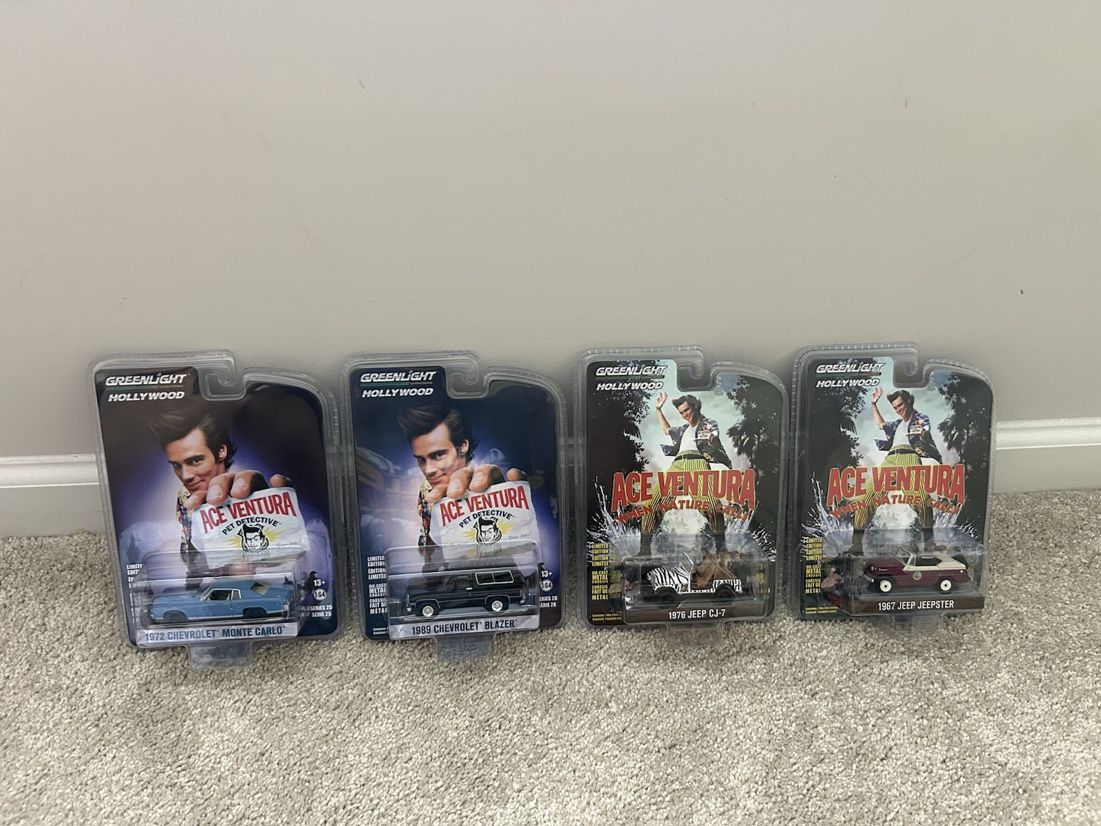 Greenlight Hollywood Series Ace Ventura Pet Detective Set For 4 Cars 1:64 Scale