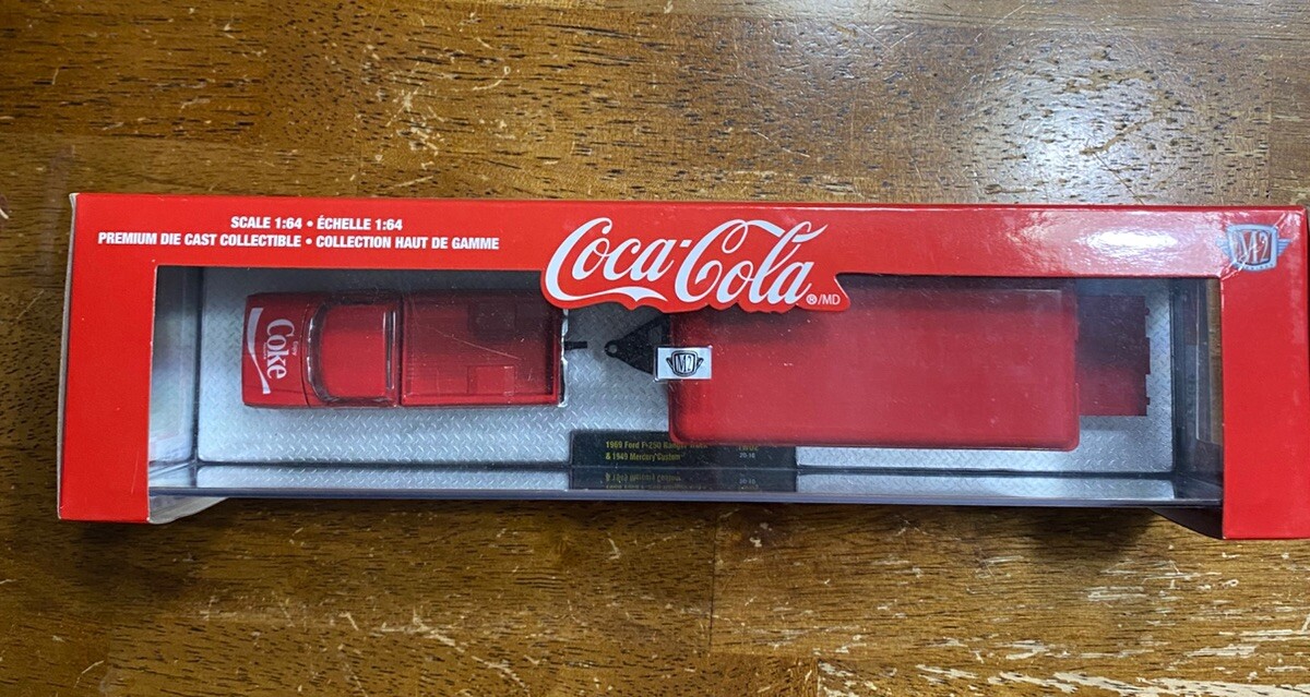 M2 Coca-Cola 1969 Ford F-250 Ranger Truck & 1949 Mercury Custom (TW02 20-10)