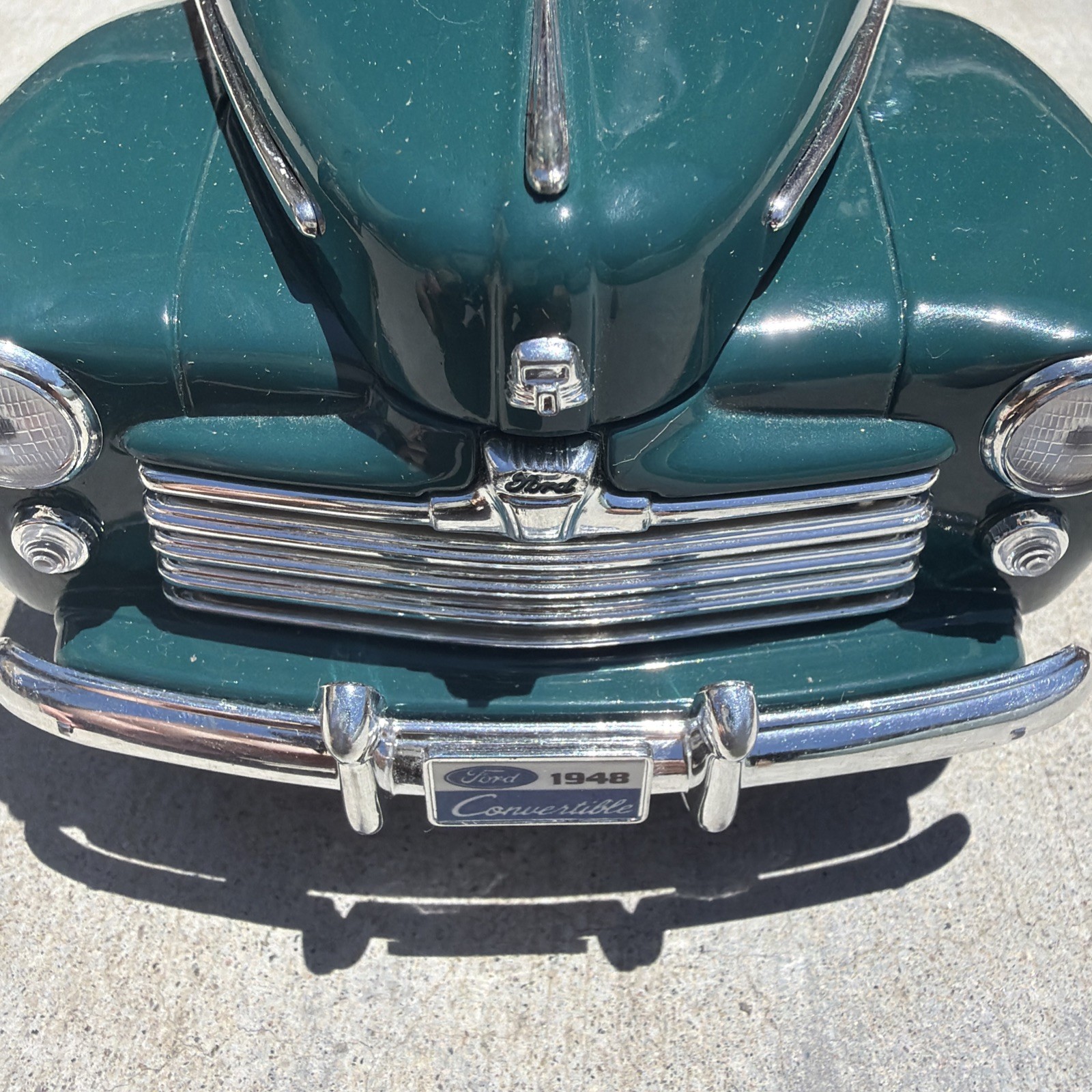 🌟1948 Ford🌟Super Deluxe🌟Convertible 1/18 Diecast🌟Model Road Signature
