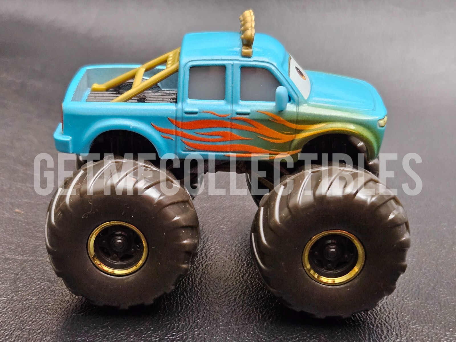 DISNEY PIXAR CARS ROAD TRIP IVY LIGHTNING MCQUEEN MATER 3 PACK SAVE 6% GMC