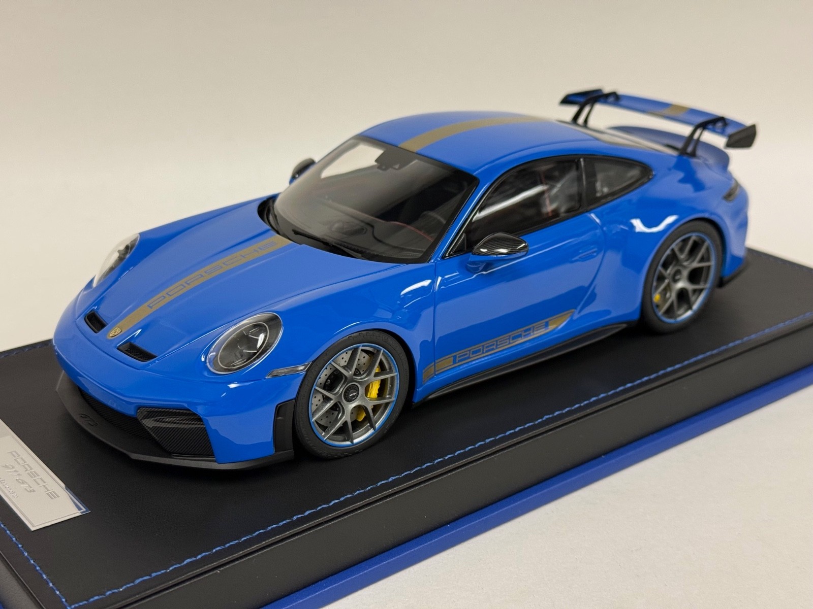 1/18 Ivy Porsche 911 GT3 992.1 Blue with Silver Stripe 20 pcs AB661 LAST ONE