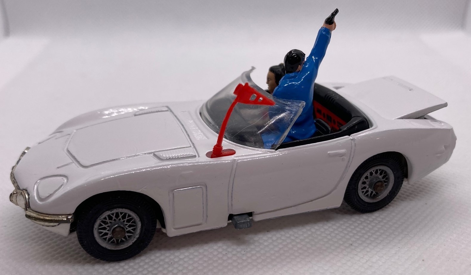 1960’s Corgi #336 James Bond 007 Toyota 2000GT “You Only Live Twice” NICE!