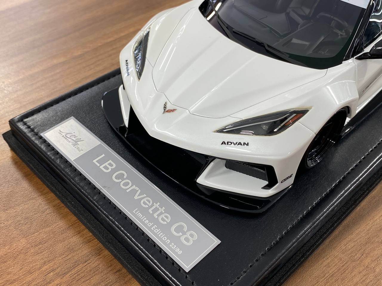 Chevrolet Corvette C8 LBWK IVY Merit White Ltd 99 [1/18 Resin]
