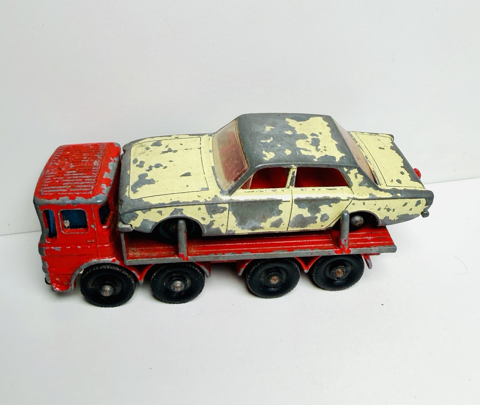 Matchbox Lesney Superfast 1973 Leyland Ergomatic Cab #10 Red w/8 Wheels Toy