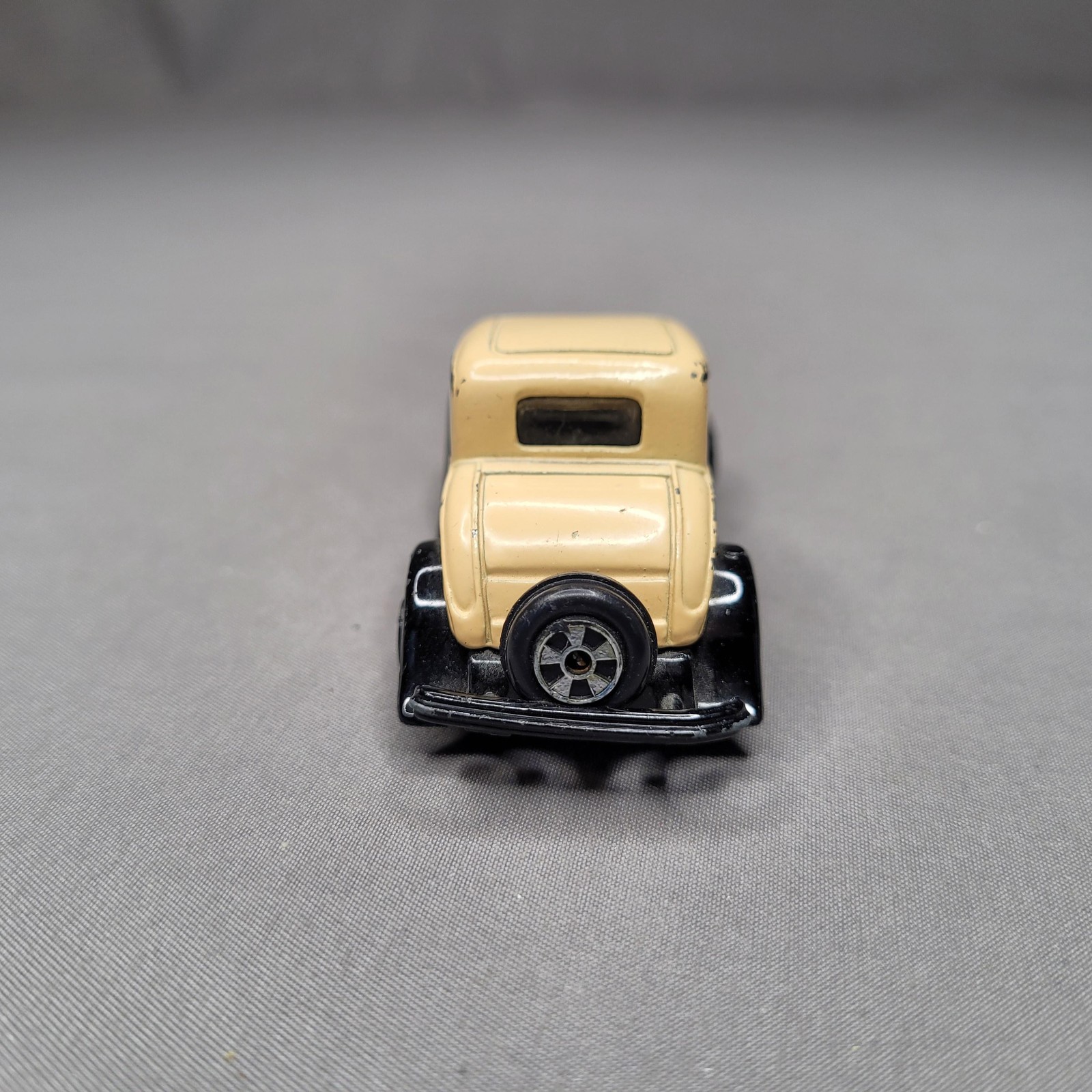 Ertl ’32 Ford Coupe Beige Tan Brown Black Diecast Car Toy Loose USA Vintage 1932