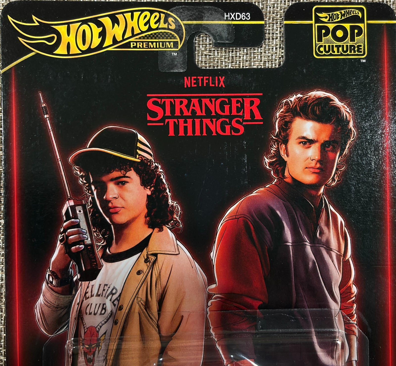 2025 Hot Wheels Pop Culture Stranger Things 1983 BMW 733i , Free Shipping !