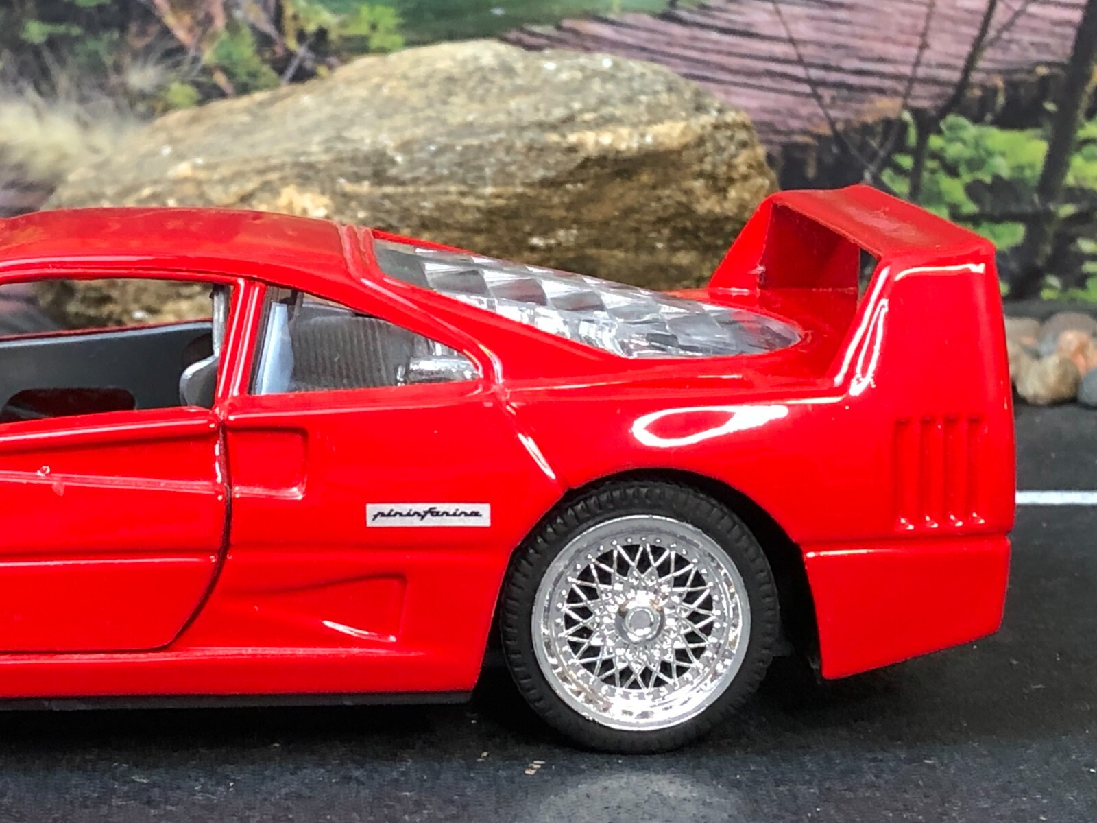 SUNNY SIDE SS7704 1:24 Diecast Model RED 1987 FERRARI F40 Opening Doors NO BOX