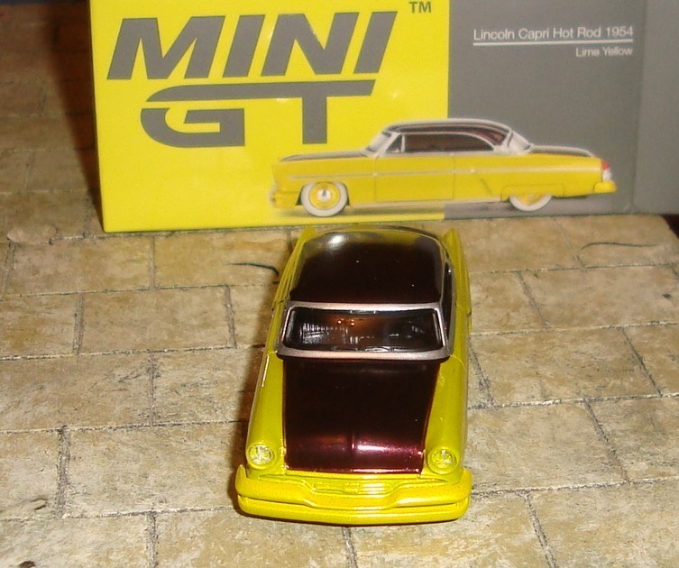 1954 LINCOLN CAPRI HOT ROD CAR – LIME YELLOW – 1:64 SCALE – MINI GT