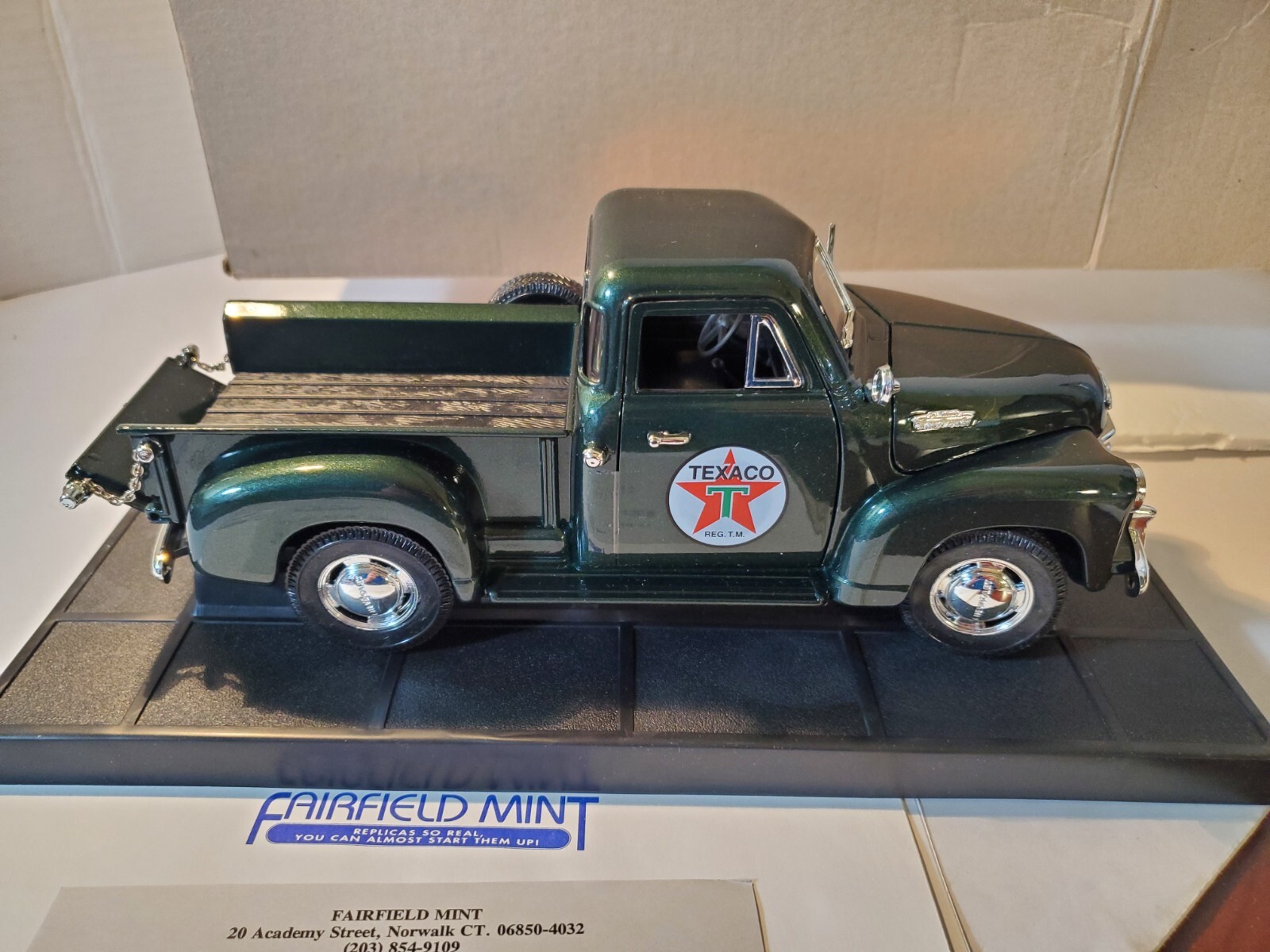 Vintage Fairfield Mint 1953 Texaco Chevy Pick-Up Dark Green Metallic OB & Papers