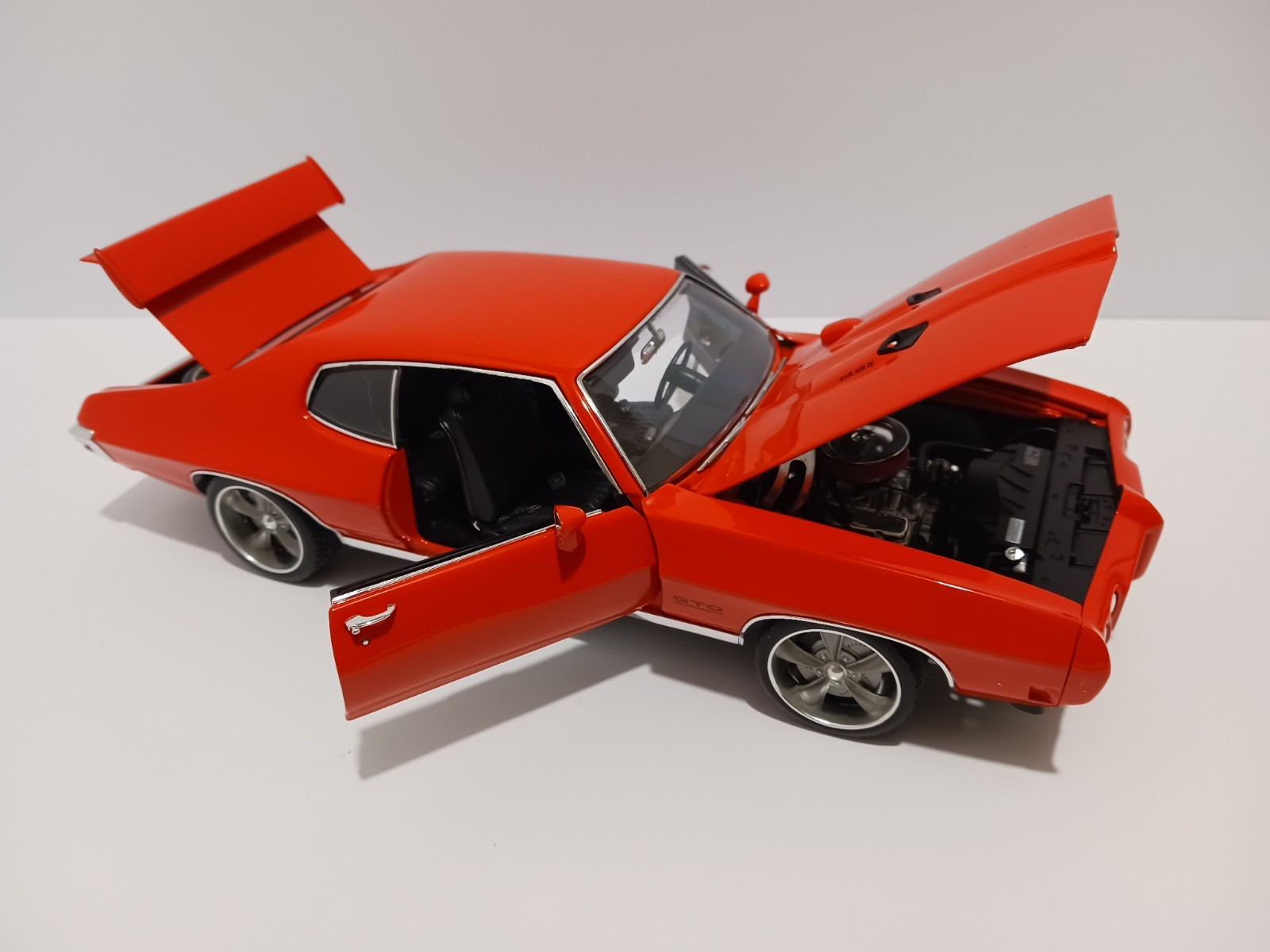 1:18 1970 PONTIAC GTO “THE PROSECUTOR” STREET FIGHTER in CAROUSEL RED, by ACME