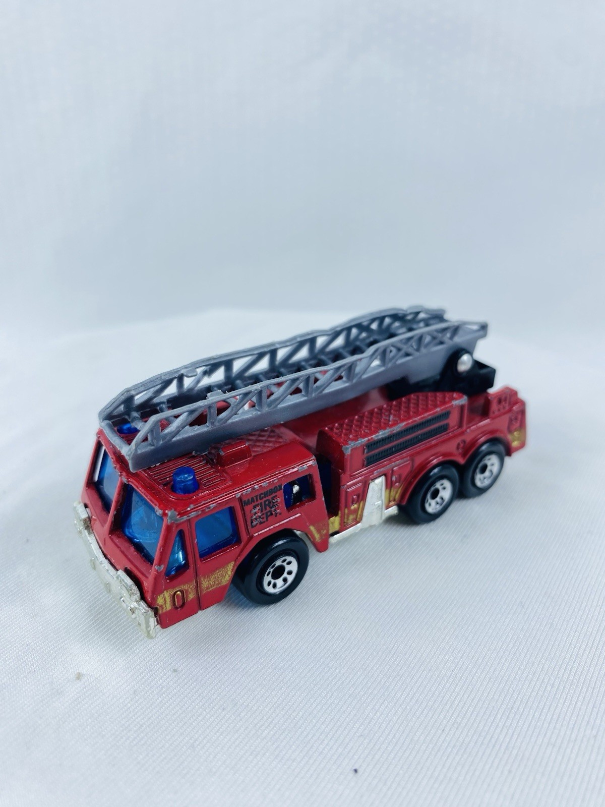 Lot of 8 Matchbox DieCast 1/64 Police, Fire, Rescue Trucks