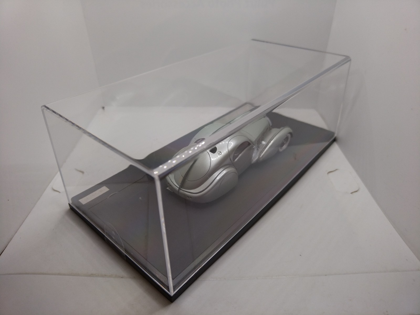 MATRIX 1/43 Bugatti Type 57 Aerolithe 1934. Extremely Rare!