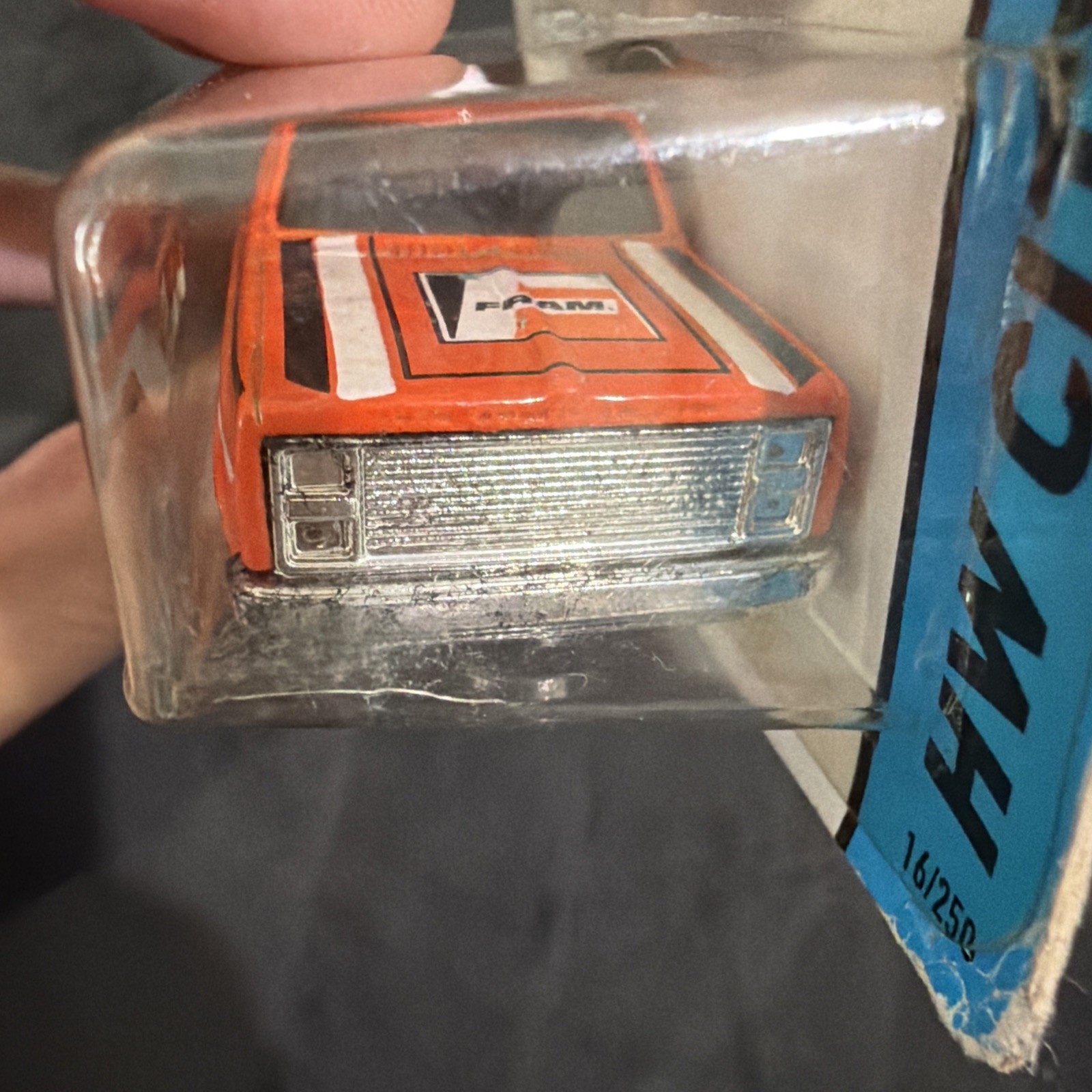 Hot Wheels ’83 Chevy Silverado FRAM Orange Pickup Truck 16/25 City *CONDITION*