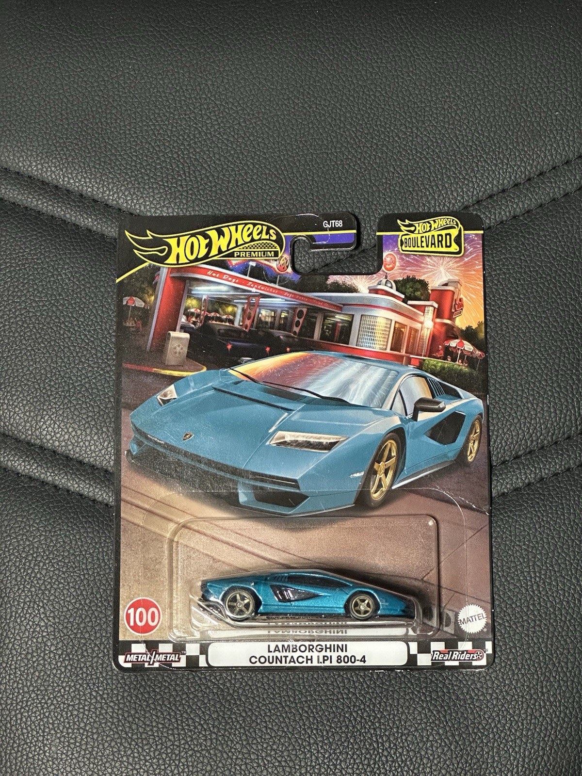 Hot Wheels Premium 🏁 HW Boulevard Lamborghini Countach LPI800 – Real Riders