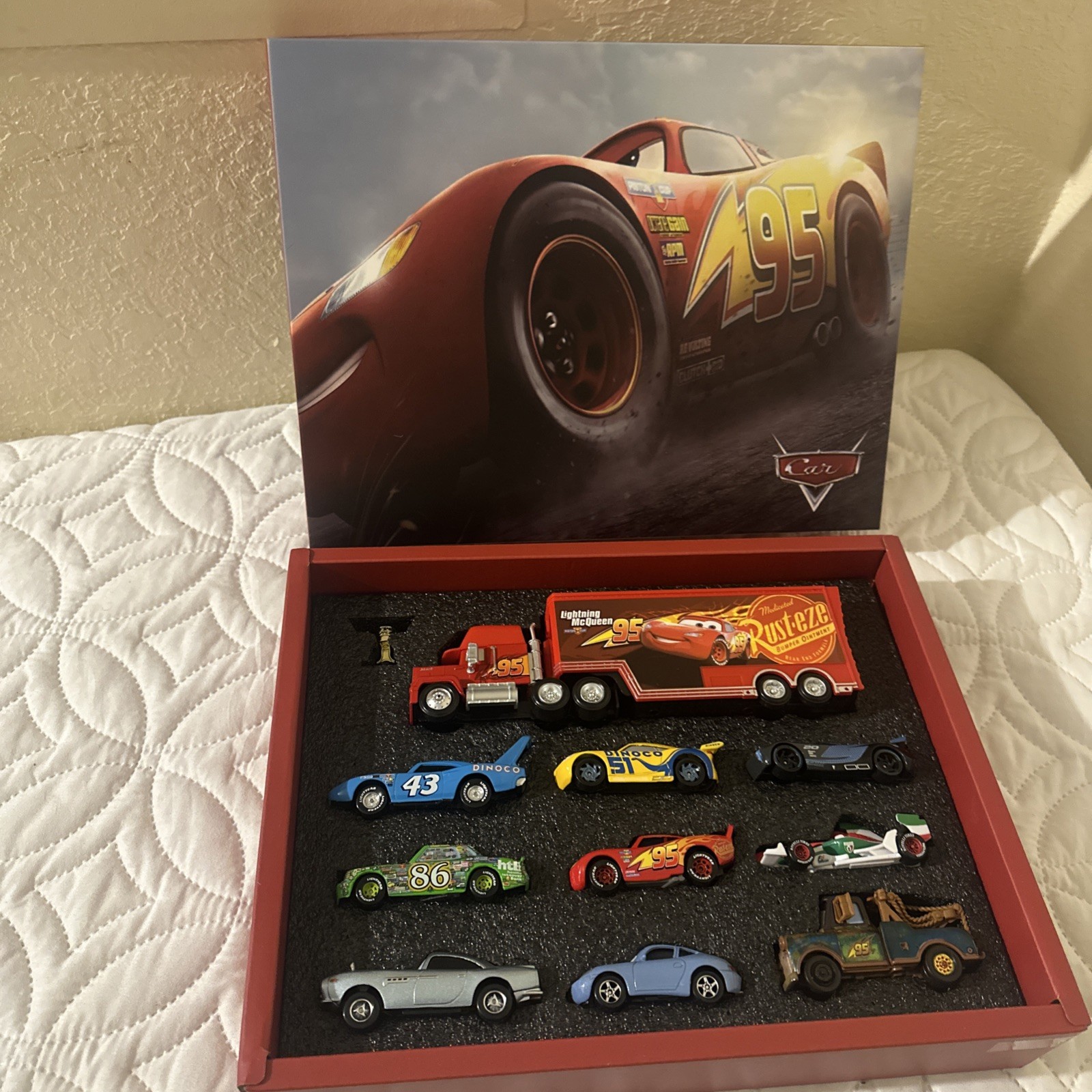 10 PCS Disney Pixar Metal Vehicle Set Lightning McQueen Gift Box Collection