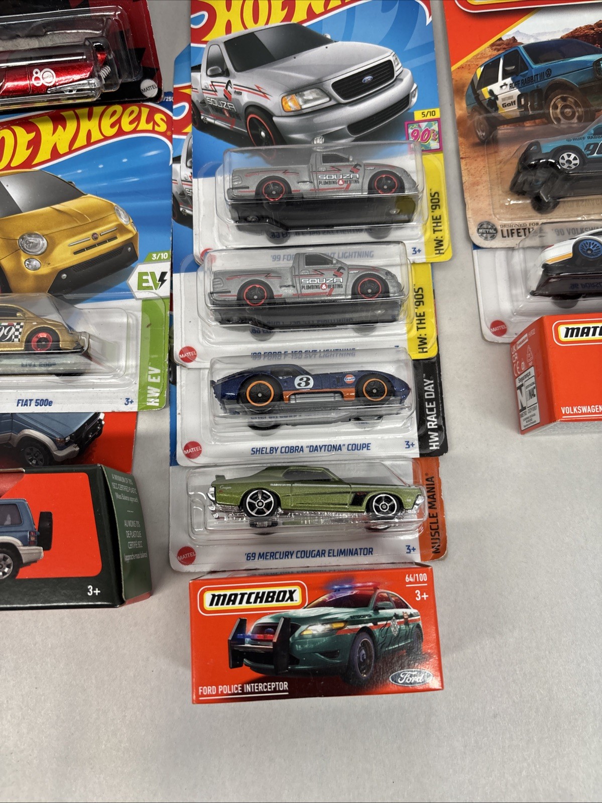 Hot Wheels/ Matchbox/ Ect. Lot Of 16 Cars Different Makes And Models