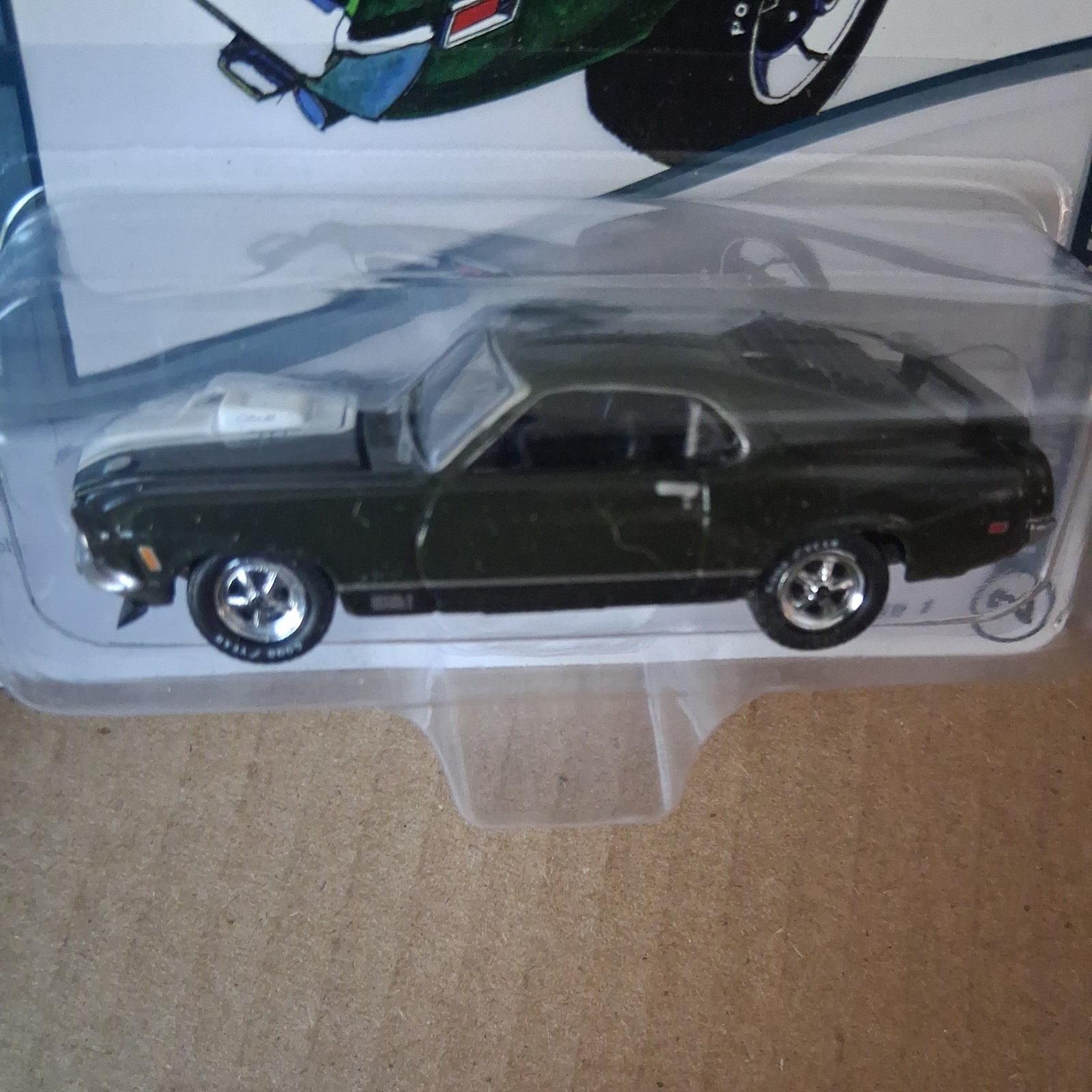 1970 Ford Mustang Mach 1 Medium Ivy Green Johnny Lightning JLMC029 1/64 Scale