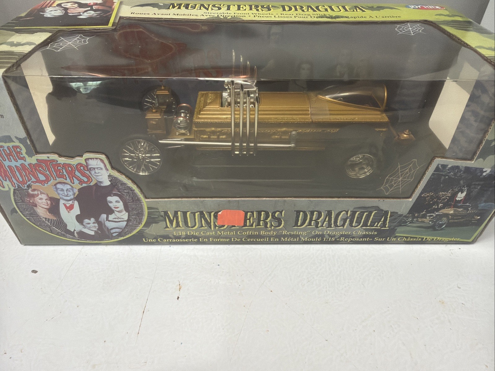 Ertl American Muscle The Munsters Dragsters Dragula 1:18 Diecast – Gold