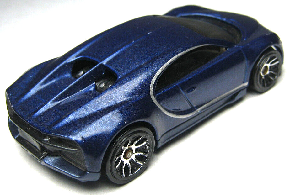 2018 HOT WHEELS 2016 BUGATTI CHIRON BLUE 1:64 DIECAST 2 3/4″ CAR – NICE