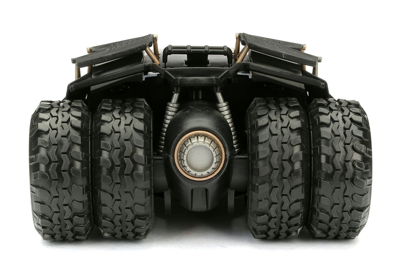 TUMBLER BATMOBILE & BATMAN FIGURE THE DARK KNIGHT 1/24 DIECAST MODEL JADA 98261